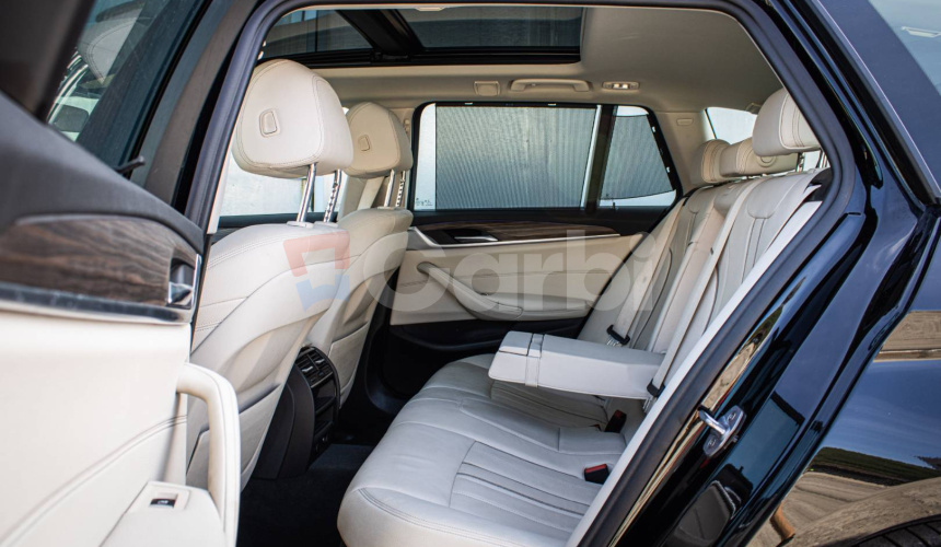 BMW Rad 5 Touring 520d Luxury Line, Pano, Ťažné, ambient, nové brzdy, olej v ZF