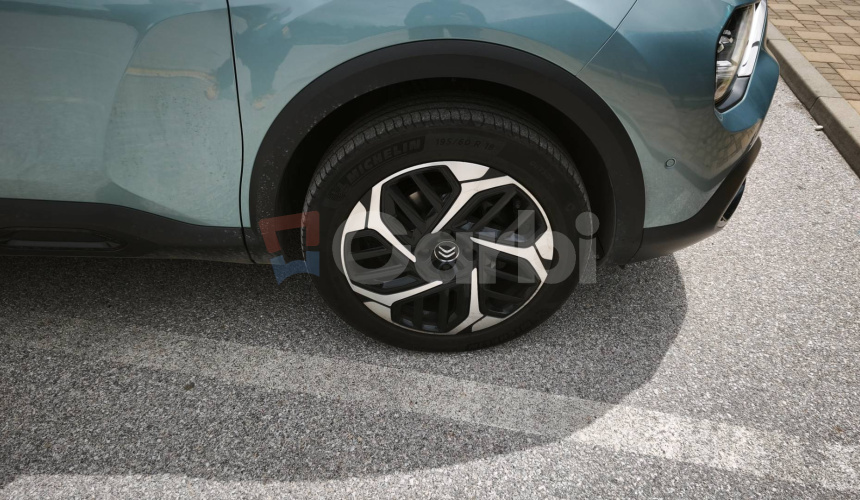 Citroën C4 PureTech 130 S&S Shine EAT8