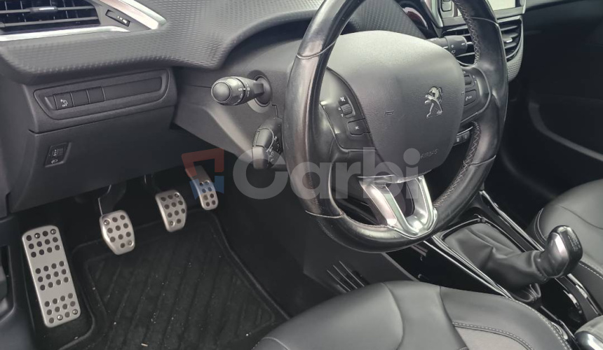 Peugeot 2008 1.6 BlueHDi S&S 100 Allure