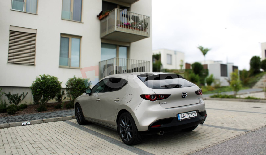 Mazda 3 2.5 e-Skyactiv G140 mHEV Takumi