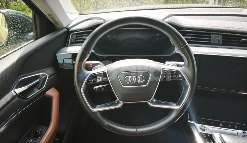 Audi e-tron e-tron 55