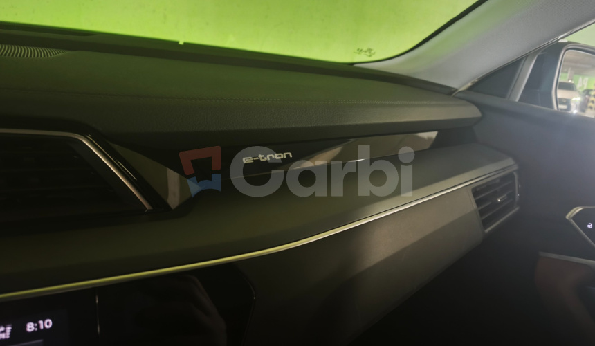 Audi e-tron e-tron 55