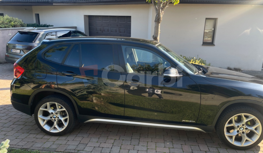 BMW X1 xDrive 20i