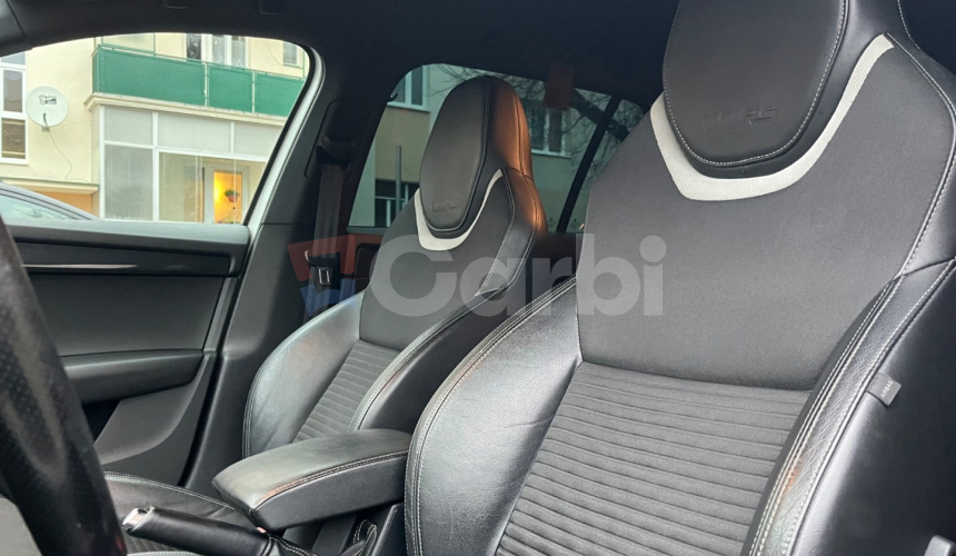 Škoda Octavia Combi 2.0 TDI DPF RS DSG