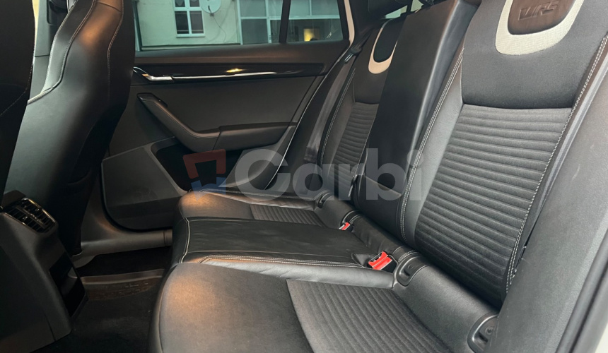Škoda Octavia Combi 2.0 TDI DPF RS DSG
