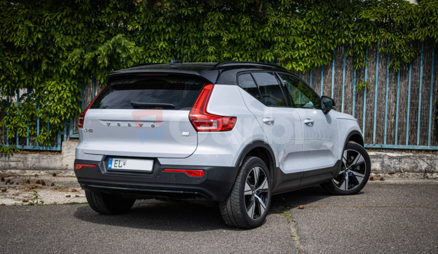 Volvo XC40 P8 Twin motor AWD, El. ťažné, Harman Kardon, Asistenti, DPH