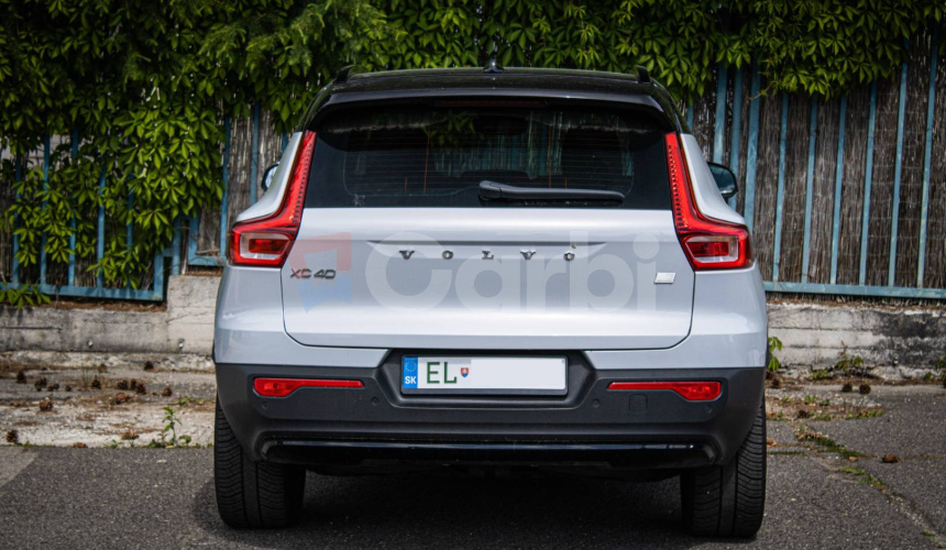 Volvo XC40 P8 Twin motor AWD, El. ťažné, Harman Kardon, Asistenti, DPH