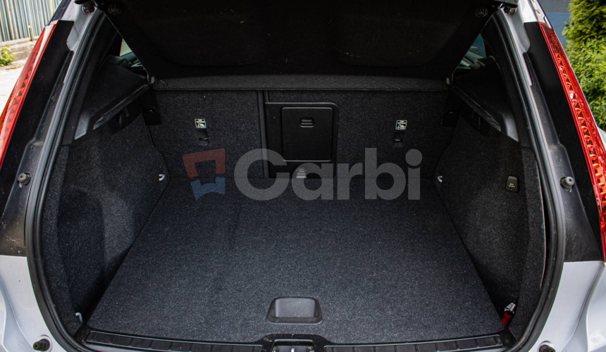 Volvo XC40 P8 Twin motor AWD, El. ťažné, Harman Kardon, Asistenti, 91% SOH, DPH