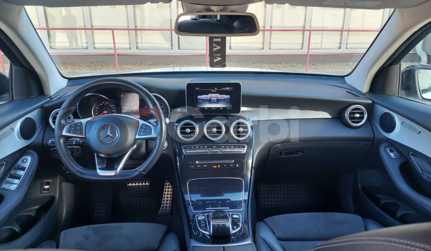 Mercedes-Benz GLC SUV 250 4MATIC A/T