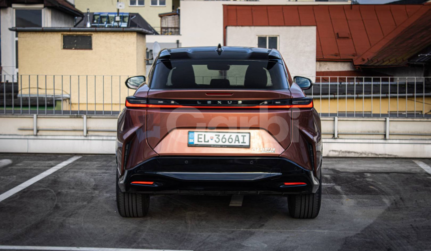 Lexus RZ 450e Luxury TOP, Mark Levinson, 1. Majiteľ, PPF fólia na celom aute, DPH