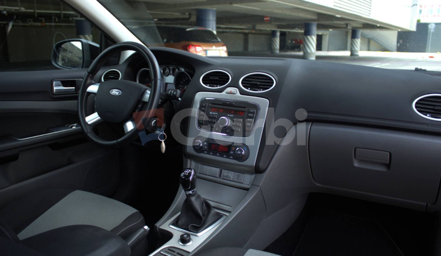 Ford Focus 1.6 16V Duratec Classic X