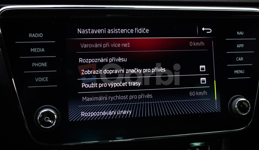 Škoda Superb 2.0 TDI 140kW Sportline, Matrix LED, Canton, DCC, El. ťažné, Supernova