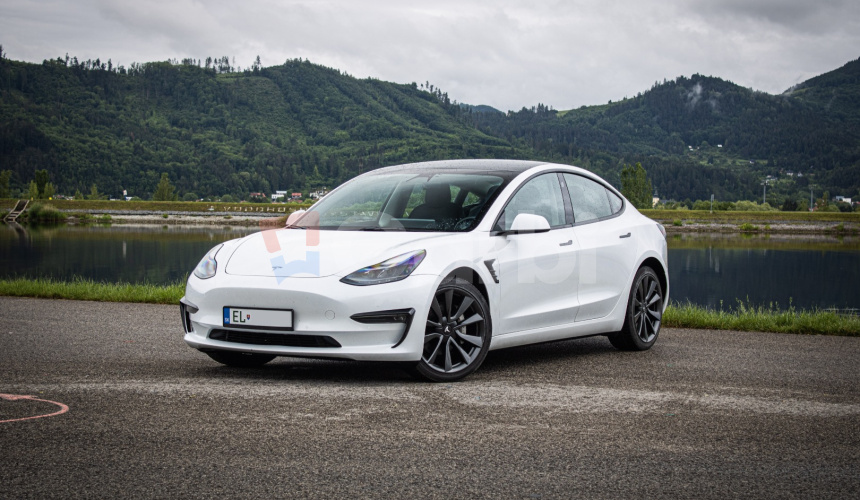 Tesla Model 3 Long Range Refresh EAP 95% SOH, Matrix Led, Dvojité Sklá, tepelné čerpadlo