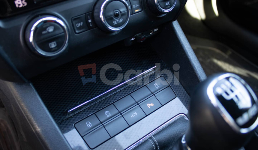 Škoda Octavia Combi 2.0 TDI DPF RS