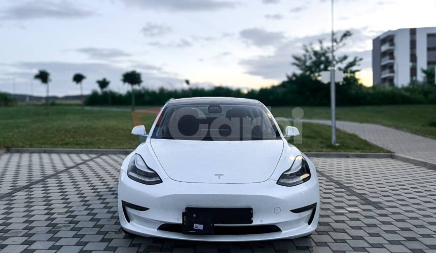 Tesla Model 3 Long Range Dual motor