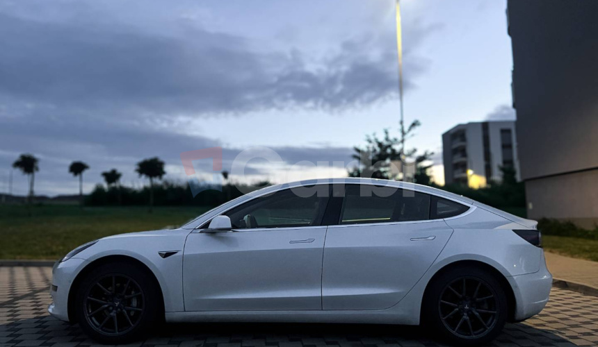 Tesla Model 3 Long Range Dual motor