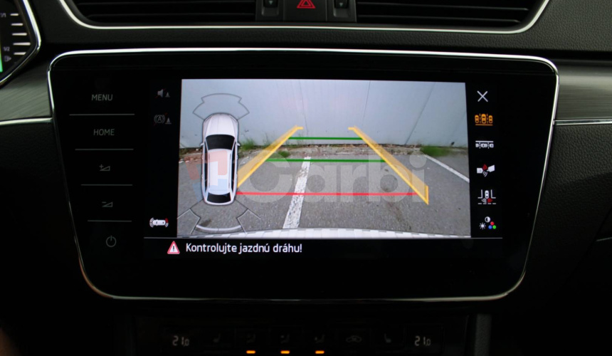 Škoda Superb Combi 2.0 TDI SCR Scout 4x4 DSG