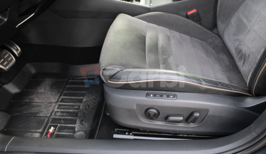 Škoda Superb Combi 2.0 TDI SCR Scout 4x4 DSG