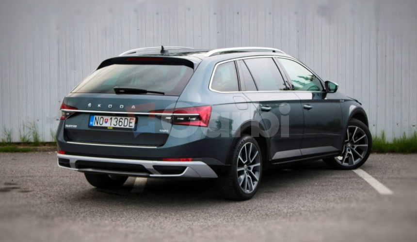 Škoda Superb Combi 2.0 TDI SCR Scout 4x4 DSG