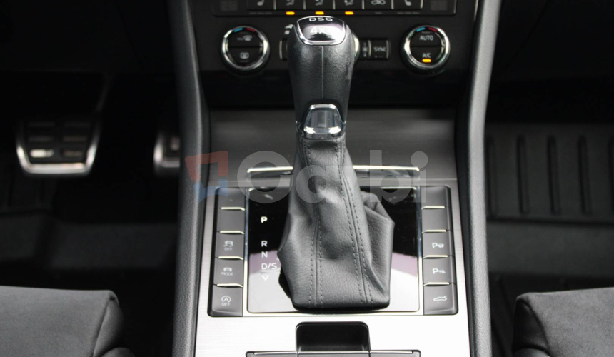 Škoda Superb Combi 2.0 TDI SCR Scout 4x4 DSG