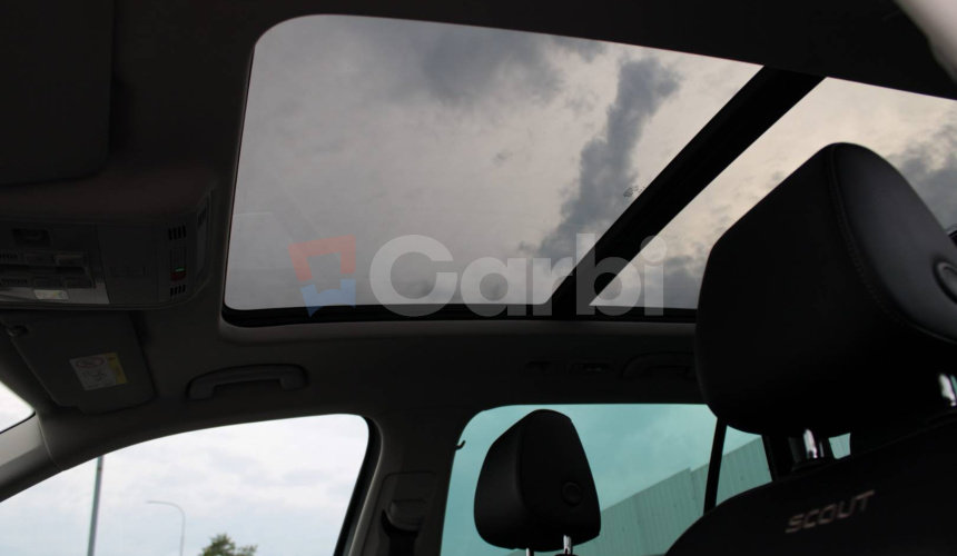 Škoda Superb Combi 2.0 TDI SCR Scout 4x4 DSG