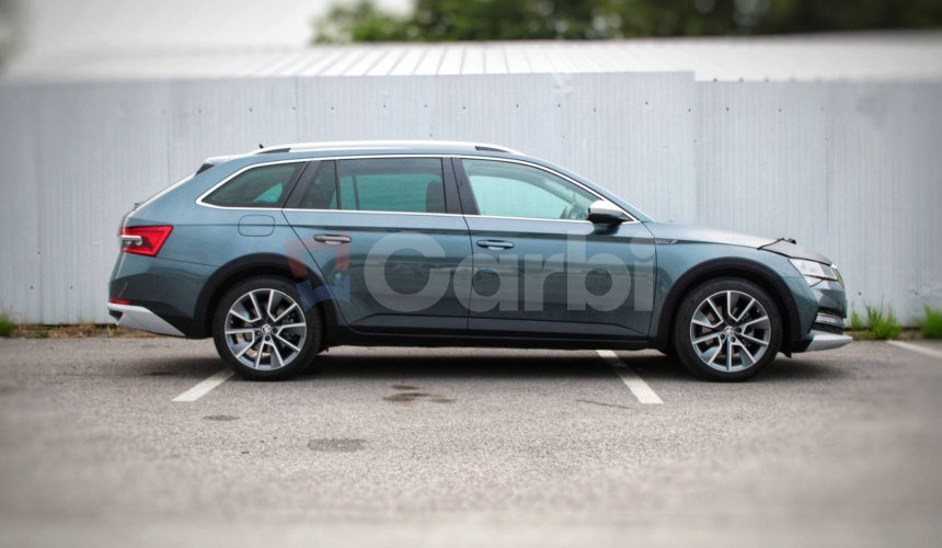 Škoda Superb Combi 2.0 TDI SCR Scout 4x4 DSG