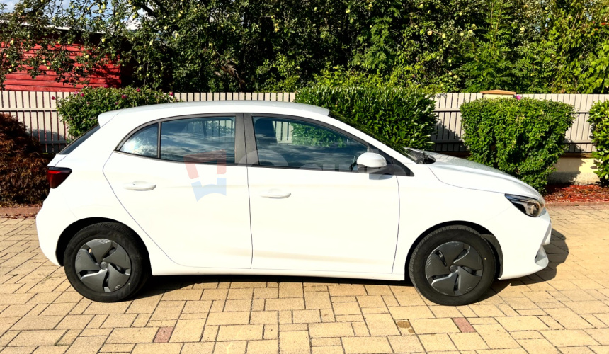MG MG3 HYBRID+