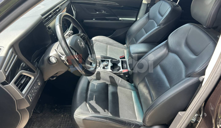 SsangYong Korando 1.5 Turbo e-XGI 163k Premium A/T