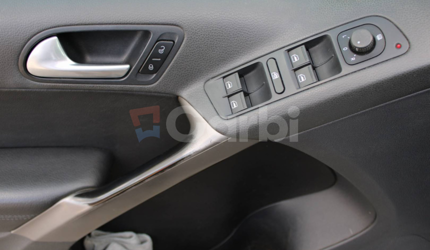 Volkswagen Tiguan 2,0 TDi 4x4 DSG