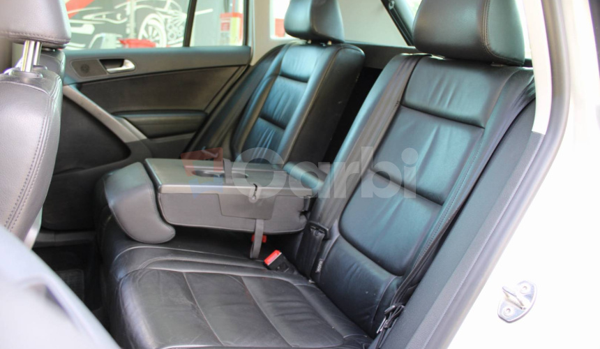 Volkswagen Tiguan 2,0 TDi 4x4 DSG