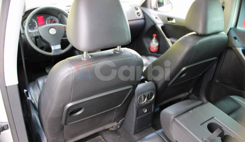 Volkswagen Tiguan 2,0 TDi 4x4 DSG