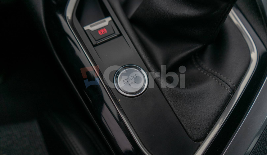 Peugeot 3008 2.0 BlueHDi S&S Allure