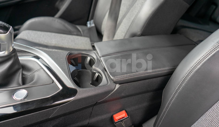 Peugeot 3008 2.0 BlueHDi S&S Allure