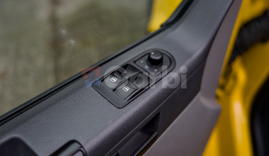 Volkswagen Transporter T5 2.0 TDI 140k KR