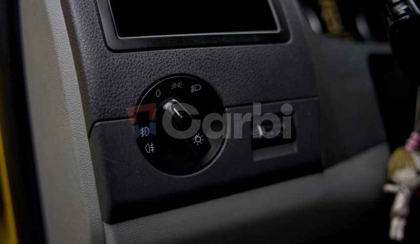 Volkswagen Transporter T5 2.0 TDI 140k KR