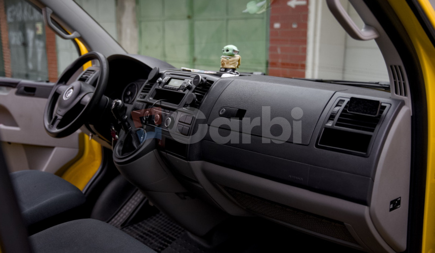 Volkswagen Transporter T5 2.0 TDI 140k KR