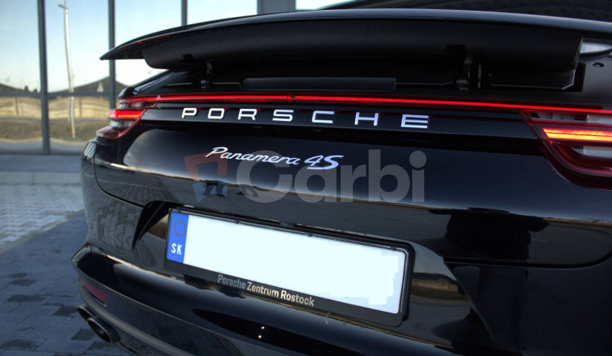 Porsche Panamera 4S A/T