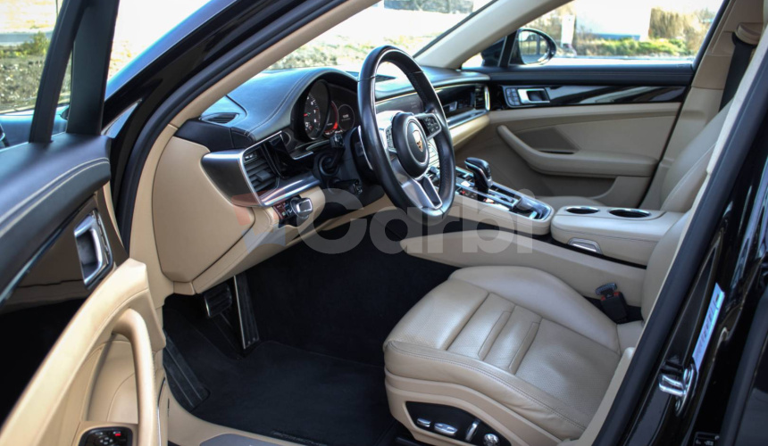 Porsche Panamera 4S A/T