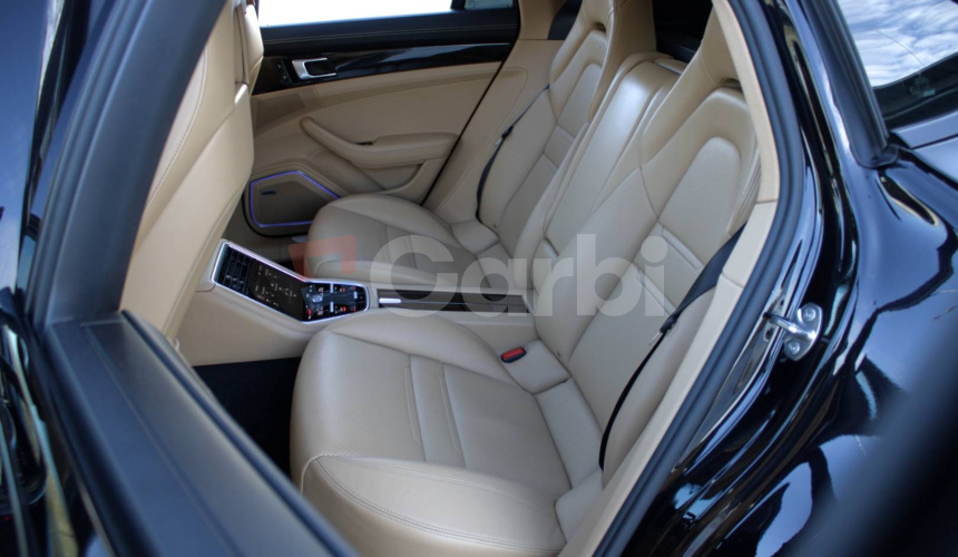 Porsche Panamera 4S A/T