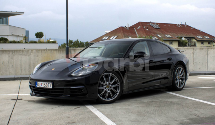 Porsche Panamera 4S A/T