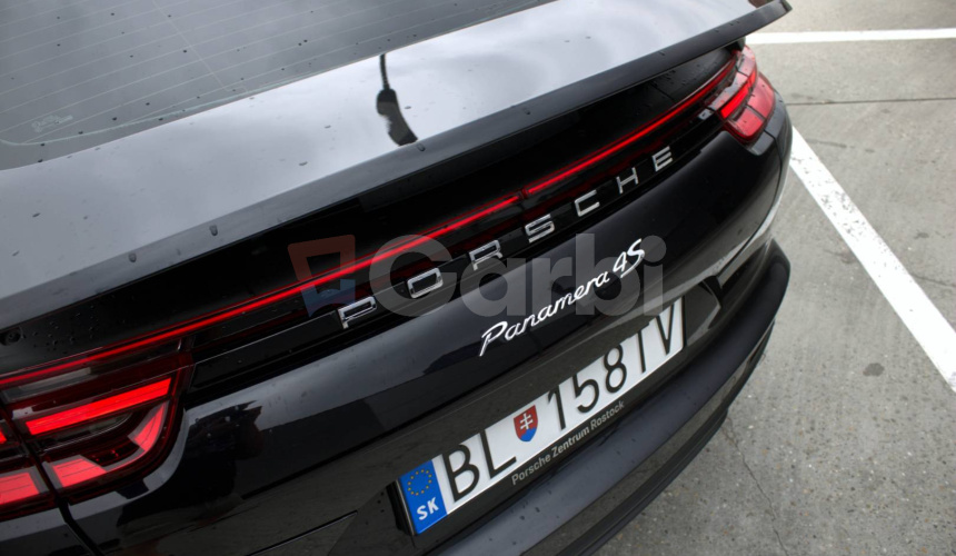 Porsche Panamera 4S A/T