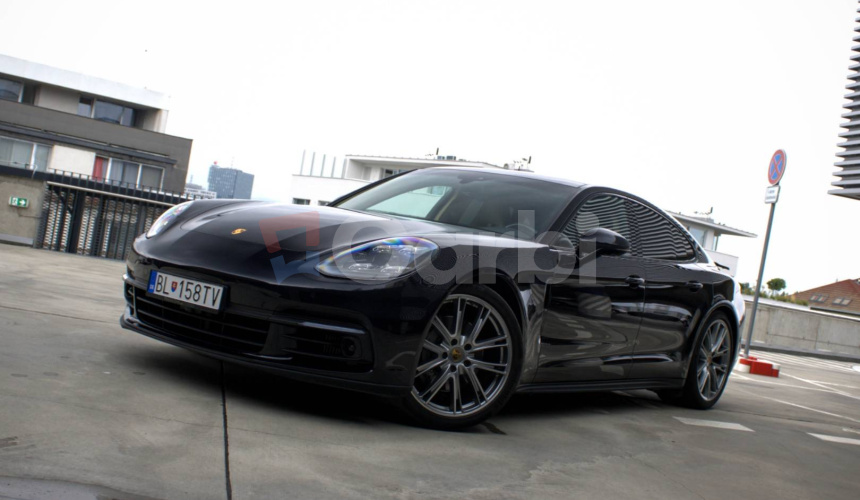 Porsche Panamera 4S A/T