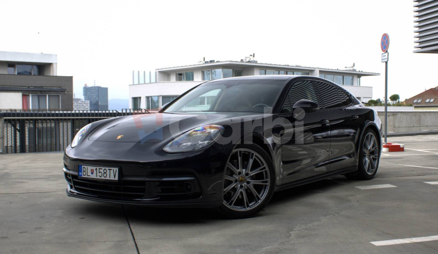 Porsche Panamera 4S A/T