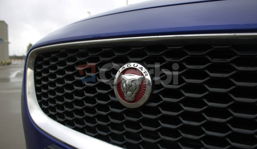 Jaguar E-Pace 2.0 I4 S AWD A/T
