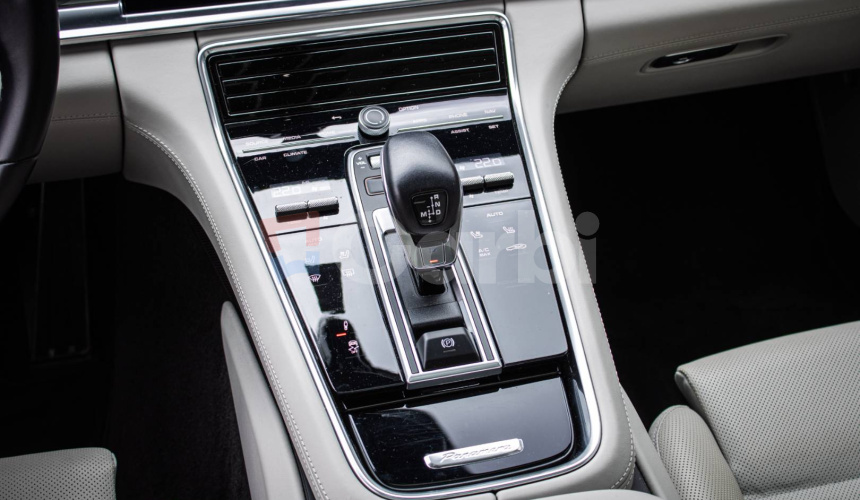 Porsche Panamera 4S 2.9 V6 PDK, 1. Majiteľ, Slovenské, Nelakované, bez elektra, DPH