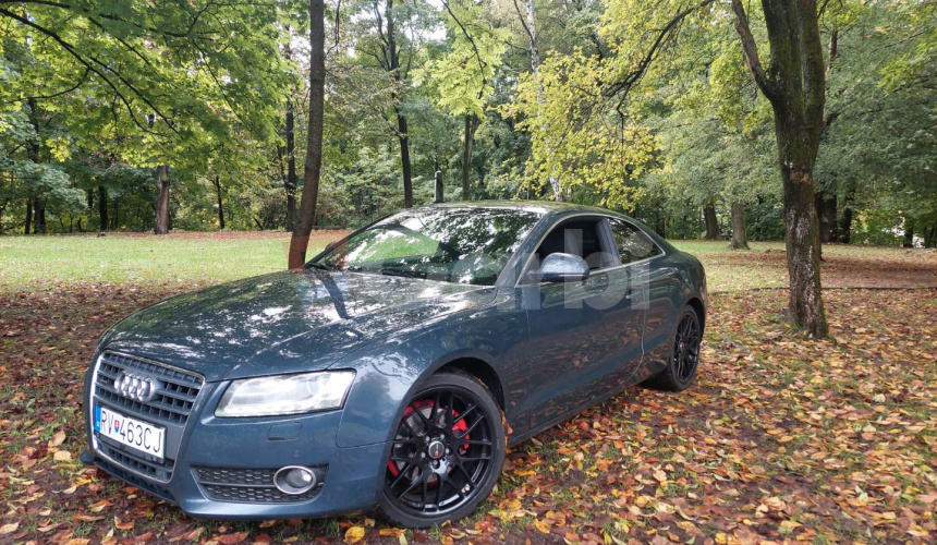 Audi A5 2.0 TDI DPF quattro Premium