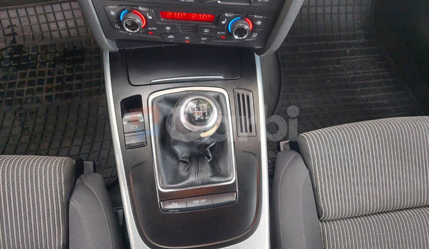 Audi A5 2.0 TDI DPF quattro Premium