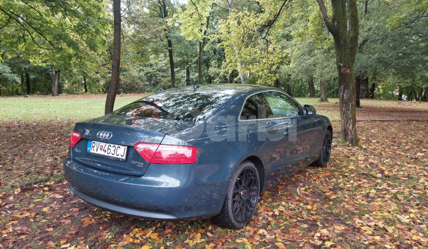 Audi A5 2.0 TDI DPF quattro Premium