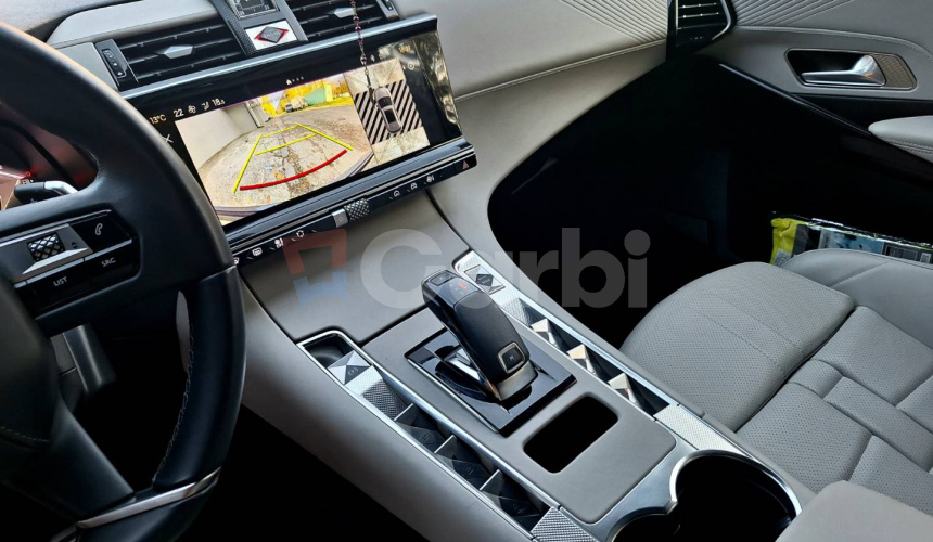 DS 7 CROSSBACK 1.5 HDI najvyššia výbava EXUPÉRY po 1. majiteľovi!