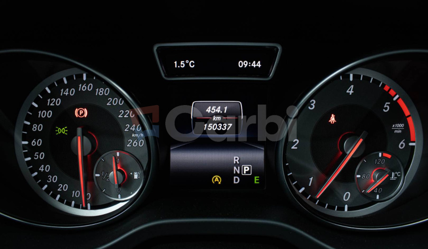 Mercedes-Benz CLA Shooting Brake 220D A/T 100kW AMG KOŽA NELAKOVANÉ